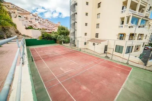 Peaceful & Bright Loft, Heated Pool, Netflix, Free Wifi & Parking, Tennis لوس كريستيانوس